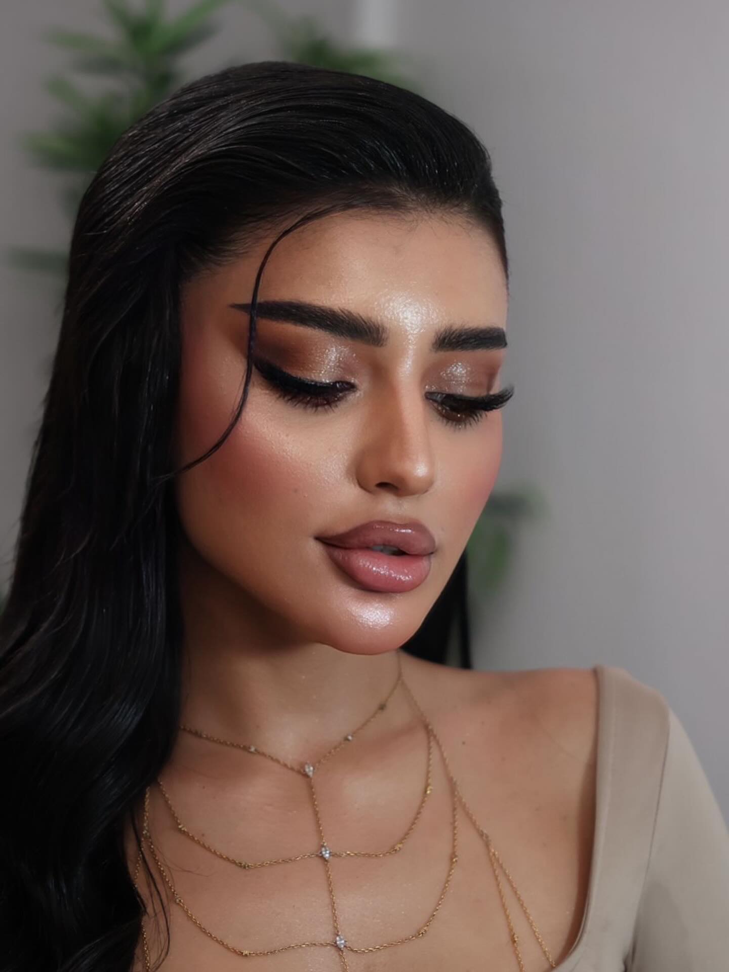 ebtesambeautylounge_1766842443_3796872070865392981_4699751667